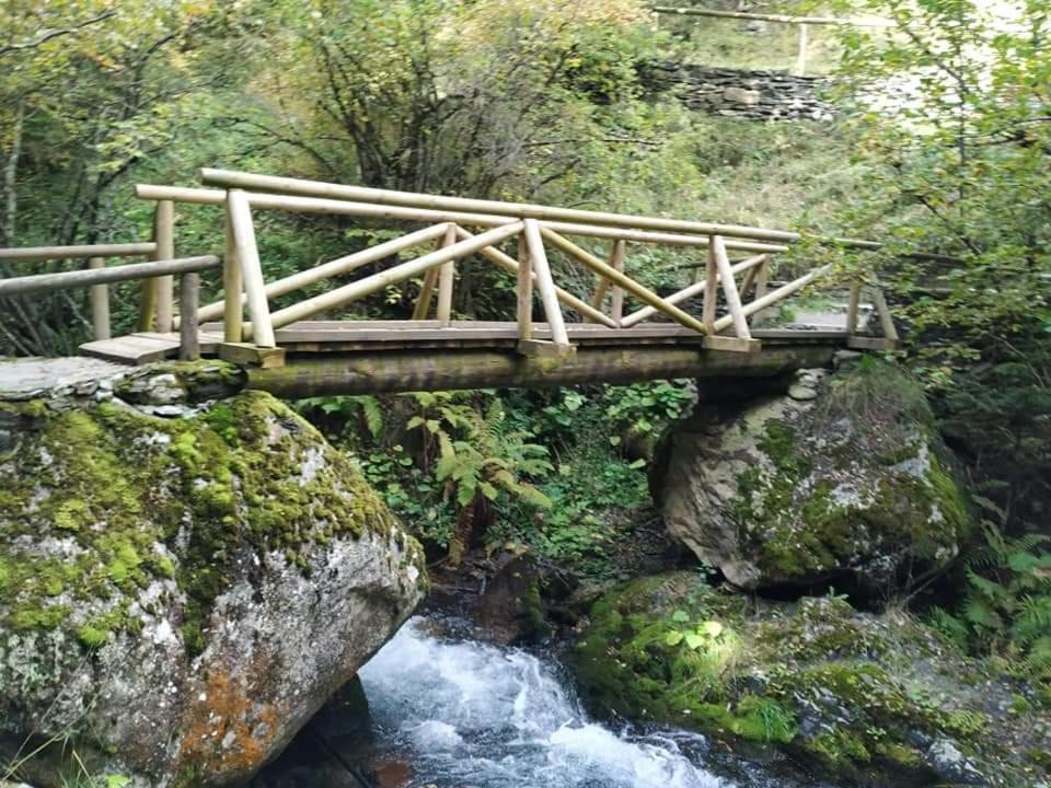 Casa Rural Cal Rocco Porta Del Pirineu Pobla de Segur Pokoj fotografie